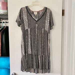 Knox Rose Summer Dress - size M